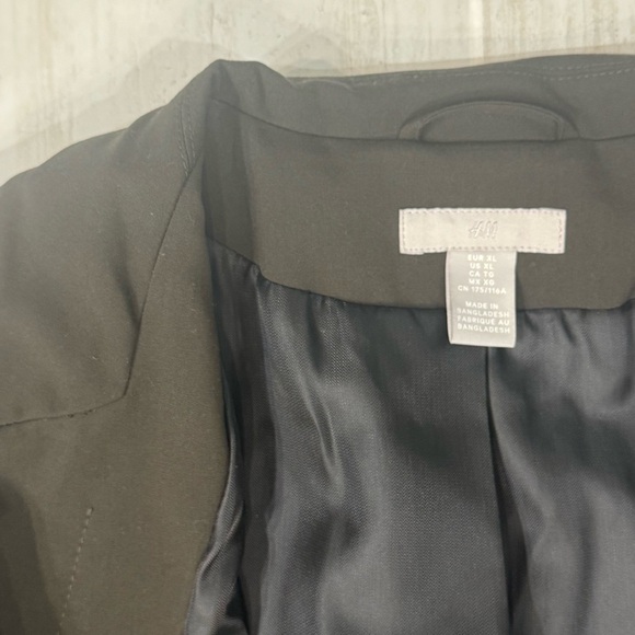 H&M Olive Green Blazer - Size: XL - Picture 2 of 4
